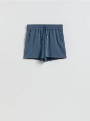 Szorty z wiskozą - granatowy. Niebieskie szorty damskie Reserved, l, bez wzorów, z dzianiny. Za 59.99 zł.