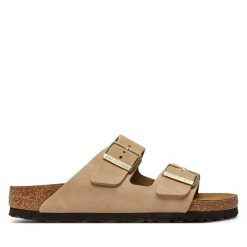 Klapki Birkenstock. Brązowe klapki damskie Birkenstock, bez wzorów, bez obcasa. Za 579.99 zł.