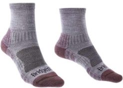Skarpety trekkingowe Bridgedale damskie lekkie Merino mini-crew. Szare skarpety damskie Bridgedale, bez wzorów, z dzianiny. Za 69.20 zł.