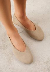 Zielone Balerinki z Imitacji Zamszu w Stylu Basic Saraphiele. Zielone baleriny damskie Renee, bez wzorów, z jeansu, bez obcasa. Za 74.99 zł.