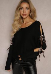 Czarny Nietoperzowy Sweter z Moherem Ozdobiony Wiązaniami w Panterkowy Print Semitha. Czarne swetry damskie Renee, bez wzorów, z jeansu, casualowe, bez kołnierzyka, bez ramiączek, długie, bez kaptura. Za 69.99 zł.
