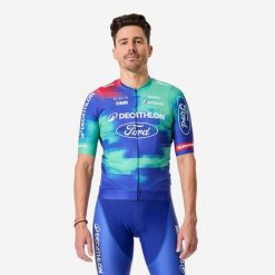 Koszulka rowerowa MTB Decathlon Ford Racing Team Replica 2026. Buty sportowe męskie Tactic, z meshu, bez zapięcia, rowerowe. Za 299.99 zł.