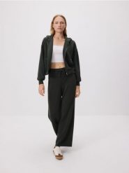 Rozpinana bluza z modalem - ciemnozielony. Zielone bluzy damskie Reserved, l, bez wzorów, z dzianiny, bez kaptura. Za 139.99 zł.