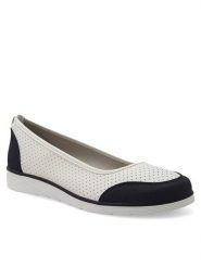 Clara Barson Baleriny WYL3650-1 Biały. Białe baleriny damskie Clara Barson, bez wzorów, ze skóry, bez obcasa. Za 79.99 zł.