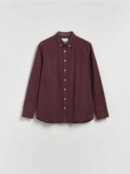 Bawełniana koszula slim fit - bordowy. Czerwone koszule męskie Reserved, l, bez wzorów, z bawełny, bez kołnierzyka, bez ramiączek. Za 129.99 zł.