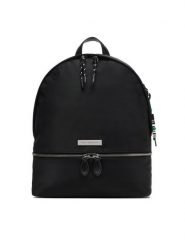 KARL LAGERFELD Torebka B1W30011 Czarny. Czarne plecaki damskie KARL LAGERFELD, bez wzorów, z materiału. Za 999.99 zł.