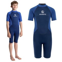 Pianka do pływania dziecięca AQUASTIC Wavey Jrb 2 mm. Niebieskie kąpielówki dla chłopców AQUASTIC, bez wzorów. Za 99.99 zł.