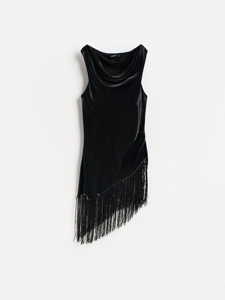 Tunika z wiskozy - czarny. Czarne tuniki damskie Reserved, l, bez wzorów, z wiskozy, bez kołnierzyka, bez ramiączek. W wyprzedaży za 55.99 zł.