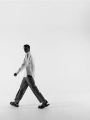 Koszula boxy z domieszką lnu - biały. Białe koszule męskie Reserved, l, bez wzorów, z bawełny, bez kołnierzyka, bez ramiączek. W wyprzedaży za 89.99 zł.