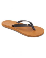 Japonki damskie ROXY Jyll III. Czarne klapki damskie Roxy, bez wzorów, z gumy, bez obcasa. Za 94.99 zł.