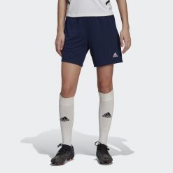 Entrada 22 Training Shorts. Niebieskie szorty sportowe damskie Adidas, uniwersalny, bez wzorów, z dzianiny, klasyczne, z standardowym stanem, do piłki nożnej. Za 98.75 zł.