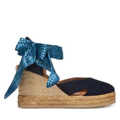 Espadryle Unisa. Niebieskie sandały damskie Unisa, bez wzorów, bez obcasa, bez zapięcia. Za 379.99 zł.