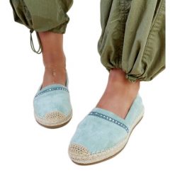 Zielone espadryle z cyrkoniami Abia. Zielone espadryle damskie na lato, bez wzorów, z gumy, eleganckie, z okrągłym noskiem, bez obcasa, bez zapięcia. Za 74.48 zł.