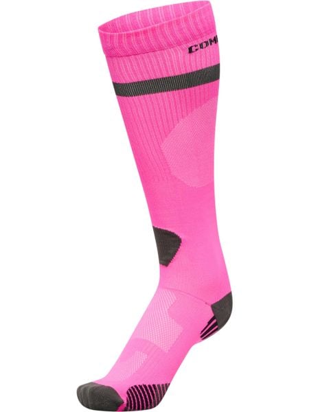 Skarpetki Newline compression. Czerwone skarpety męskie Newline, bez wzorów, z materiału. Za 109.29 zł.