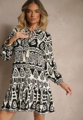Czarna Rozkloszowana Sukienka z Wiskozy w Etniczny Print z Wiązaniem z Frędzlami Ravpio. Czarne sukienki damskie Renee, na spotkanie biznesowe, l, bez wzorów, z wiskozy, eleganckie, bez kołnierzyka, bez ramiączek, mini, rozkloszowane. Za 84.99 zł.