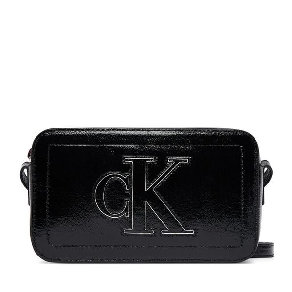 Torebka Calvin Klein. Czarne listonoszki damskie Calvin Klein, bez wzorów, bez dodatków. Za 329.99 zł.