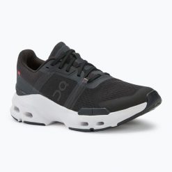 Buty treningowe damskie On Cloudpulse black/white. Czarne obuwie sportowe damskie On, bez wzorów, na fitness i siłownię. Za 599.99 zł.
