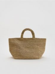 Torebka shopper z rafii - beżowy. Brązowe torebki shopper damskie Reserved, bez wzorów, bez dodatków. Za 359.99 zł.