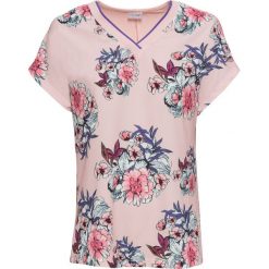 Shirt z nadrukiem bonprix jasnoróżowy w kwiaty. Czerwone bluzki damskie bonprix, z aplikacjami, bez kołnierzyka. Za 74.99 zł.
