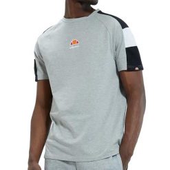 Koszulka z krótkim rękawem Męska Ellesse Fosha Szary. Czarne koszulki sportowe męskie Ellesse, m, bez wzorów, z bawełny, bez kołnierzyka, bez ramiączek. Za 153.10 zł.