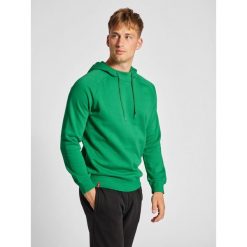 Bluza z kapturem Hummel Red Classic. Zielone bluzy męskie Hummel, s, bez wzorów, z bawełny, z kapturem, na fitness i siłownię. Za 184.60 zł.