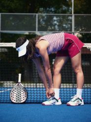4F Buty do tenisa FORCEPOINT damskie - białe 38. Białe obuwie sportowe damskie 4f, bez wzorów, tenisowe. Za 349.99 zł.