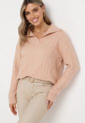 Jasnoróżowy Klasyczny Sweter w Ozdobny Splot Mulls. Czerwone swetry damskie Born2be, bez wzorów, z dzianiny, klasyczne, bez kołnierzyka, bez ramiączek, bez kaptura. Za 59.99 zł.