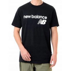 Koszulka sportowa Męska New Balance. Czarne koszulki sportowe męskie New Balance, l, bez wzorów, bez kołnierzyka, bez ramiączek. Za 137.00 zł.