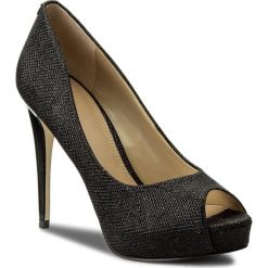 Szpilki GUESS - Hadie7 FLHA73 FAM07 BLACK. Szpilki damskie marki Guess. W wyprzedaży za 319.00 zł.
