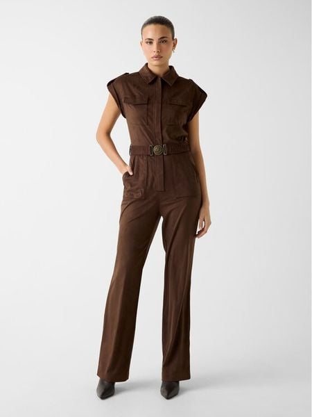 Guess Kombinezon 180568 Brązowy Classic Fit. Brązowe sukienki damskie Guess, s, z aplikacjami, bez kołnierzyka, bez ramiączek. Za 799.99 zł.