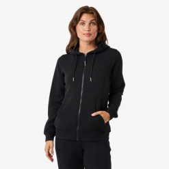 Sweter treningowy Kobieta Swedemount Move Soft Full Zip Hood szybkoschnąca. Czarne bluzy sportowe damskie SWEDEMOUNT, bez wzorów, z tkaniny, do biegania. Za 199.99 zł.