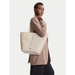 Torebka MICHAEL Michael Kors. Białe torebki do ręki damskie MICHAEL Michael Kors, bez wzorów, bez dodatków. Za 795.99 zł.