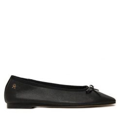 Baleriny Tommy Hilfiger. Czarne baleriny damskie Tommy Hilfiger, bez wzorów, bez obcasa. Za 239.99 zł.