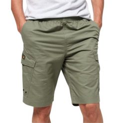 Spodenki turystyczne męskie Superdry World Wide Cargo. Zielone szorty męskie Superdry., m, bez wzorów, z bawełny. W wyprzedaży za 133.00 zł.