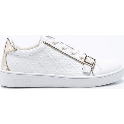 Guess Jeans - Buty. Białe obuwie sportowe damskie Guess Jeans, z jeansu. W wyprzedaży za 319.90 zł.