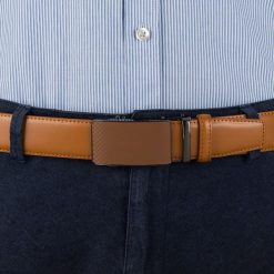 Pasek męski skórzany 3,5 cm klamra automatyczna Beltimore camelowy 03-582 : Kolory - brązowy, beżowy, Rozmiar pasków - r.115-130 cm. Brązowe paski damskie bez wzorów, ze skóry, wizytowe. Za 64.99 zł.