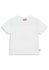 Koszulka Dziecięca LEGO Taj217 Biała. Białe t-shirty dla chłopców LEGO, z aplikacjami, z bawełny, bez ramiączek. Za 89.99 zł.