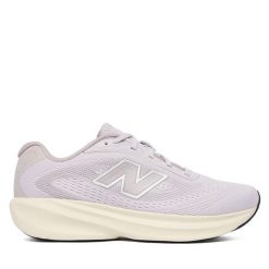 Buty do biegania New Balance. Fioletowe obuwie sportowe damskie New Balance, bez wzorów, do biegania. Za 399.99 zł.