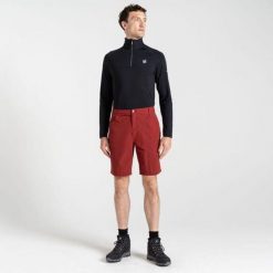 Szorty Dare 2B Tuned In II. Czerwone krótkie spodenki sportowe męskie Dare 2b, m, bez wzorów, z elastanu, trekkingowe. Za 109.20 zł.