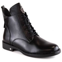 Botki damskie sznurowane i na zamek czarne Potocki SZ12179. Czarne botki damskie POTOCKI, ze skóry ekologicznej, bez obcasa, bez zapięcia. Za 189.99 zł.