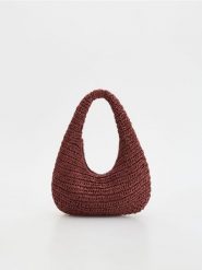 Pleciona torebka hobo - bordowy. Czerwone torebki do ręki damskie Reserved, bez wzorów, bez dodatków. W wyprzedaży za 59.99 zł.