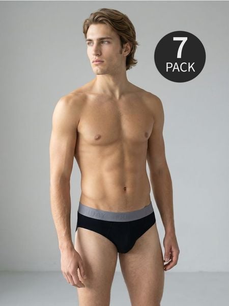 Bawełniane slipki Classic 7 pack - czarny. Czarne slipki męskie Sinsay, l, bez wzorów, z bawełny. Za 39.99 zł.