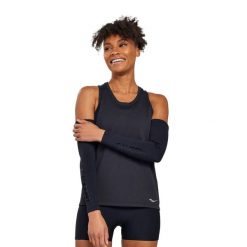 Koszulka do biegania damska Saucony Stopwatch Singlet. Czerwone koszulki sportowe damskie Saucony, l, bez wzorów, bez kołnierzyka, bez ramiączek, do biegania. Za 89.99 zł.