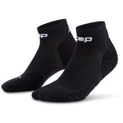 Damskie skarpety kompresyjne do biegania sportowe za kostkę Core Run CEP. Czarne skarpety damskie CEP, bez wzorów, z elastanu. Za 79.00 zł.
