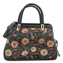 Czarny Kuferek Laura Vita Elegancka Torebka Damska. Czarne torby na ramię damskie Laura Vita, bez wzorów, eleganckie, bez dodatków. Za 271.99 zł.
