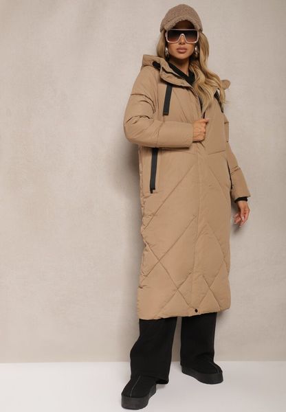 Ciemnobeżowa Pudełkowa Kurtka o Długim Kroju z Pikowanymi Przeszyciami Kapturem i Kieszeniami Calatta. Brązowe kurtki damskie Renee, l, bez wzorów, z jeansu. Za 169.99 zł.