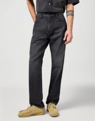 MESKIE SPODNIE WRANGLER FRONTIER COAL 112364832. Spodnie materiałowe męskie Wrangler, l, bez wzorów, z jeansu. Za 219.99 zł.