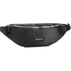 Saszetka nerka CALVIN KLEIN JEANS - Satin Streetpack K40K400822 001. Saszetki męskie marki Calvin Klein Jeans. Za 299.00 zł.