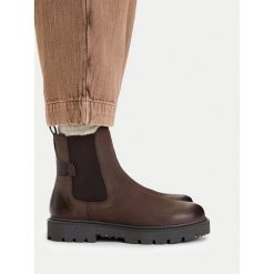 Sztyblety Lasocki. Brązowe botki damskie Lasocki, bez obcasa, na płaskiej podeszwie, bez zapięcia. Za 249.99 zł.