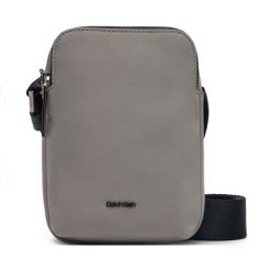 Saszetka Calvin Klein. Szare saszetki męskie Calvin Klein, młodzieżowe, małe. Za 199.99 zł.